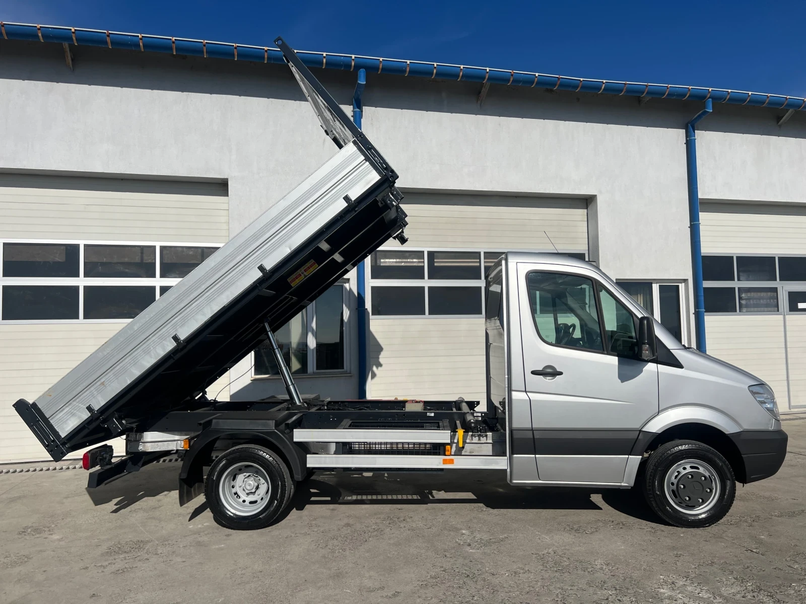 Mercedes-Benz Sprinter 516 Б-категория / Климатроник / 215 250км! / Като нов - изображение 6