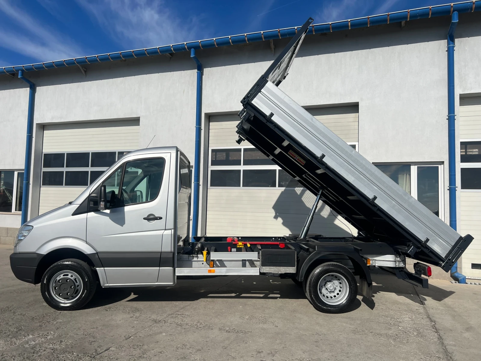 Mercedes-Benz Sprinter 516 Б-категория / Климатроник / 215 250км! / Като нов - изображение 3