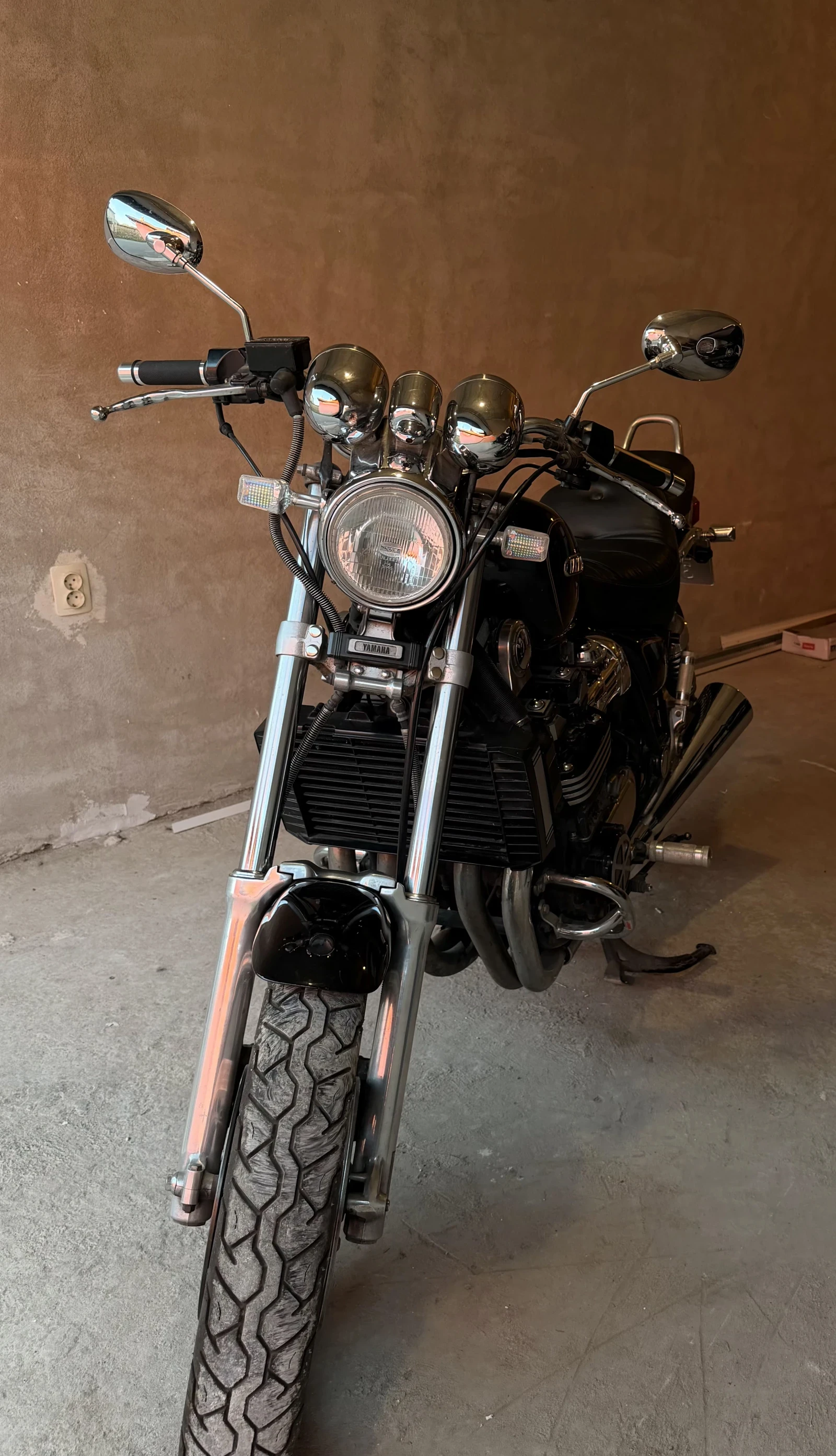 Yamaha XJ Без модификация/напълно оригинален