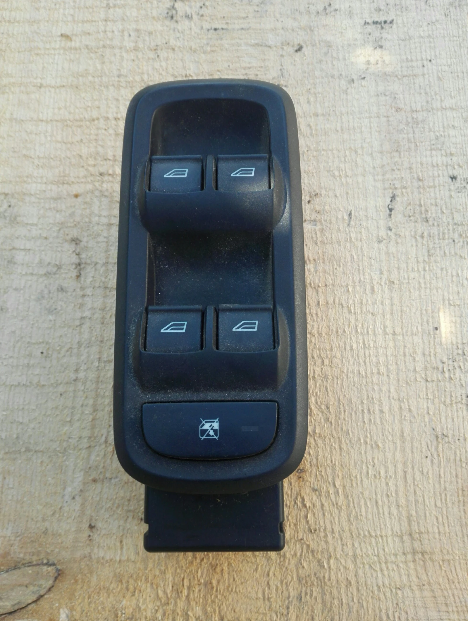 ������� ������ ���� ����� ���� ������ 4��. | Mobile.bg � ����������� 1