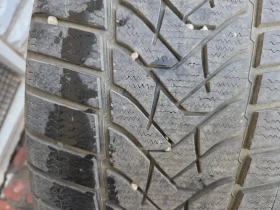 Гуми Зимни 285/40R20, снимка 3