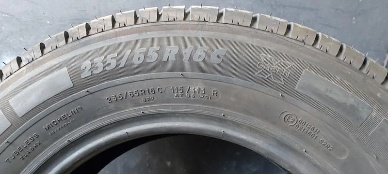 Гуми Летни 235/65R16, снимка 6 - Гуми и джанти - 34343061