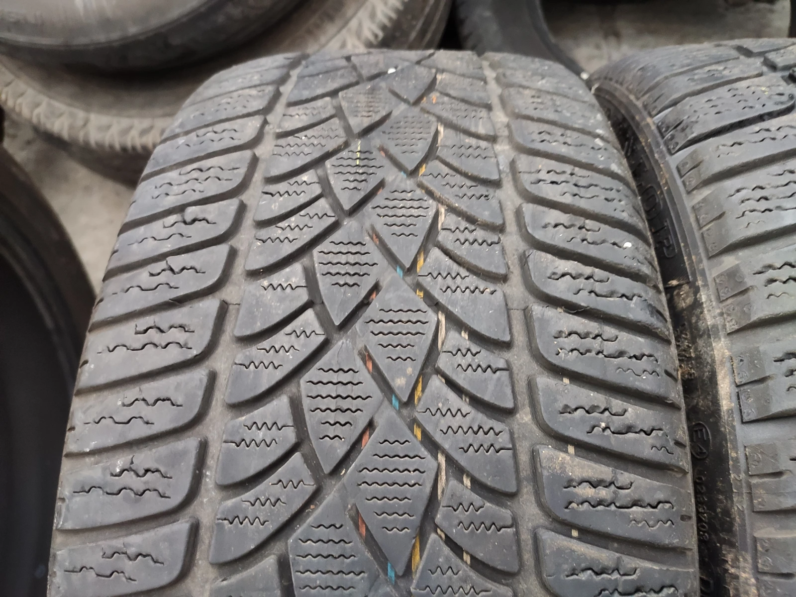  235/35R19 | Mobile.bg   1