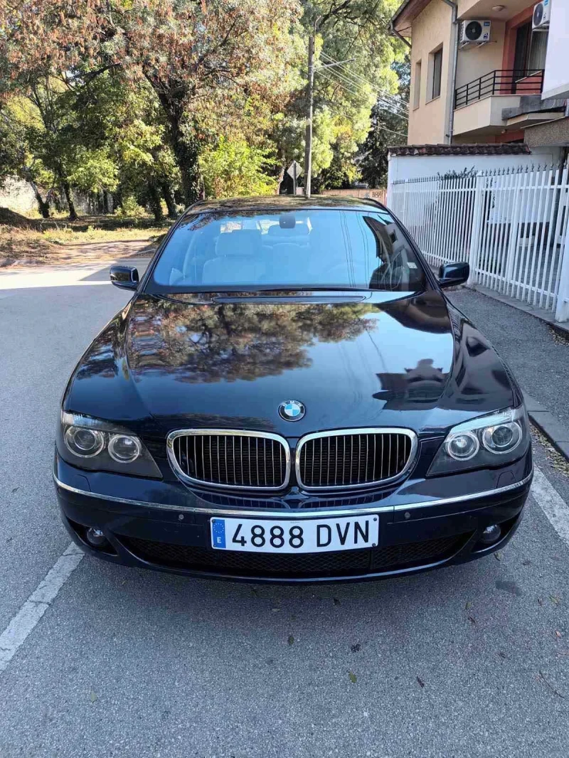 BMW 750, снимка 2 - Автомобили и джипове - 47371369