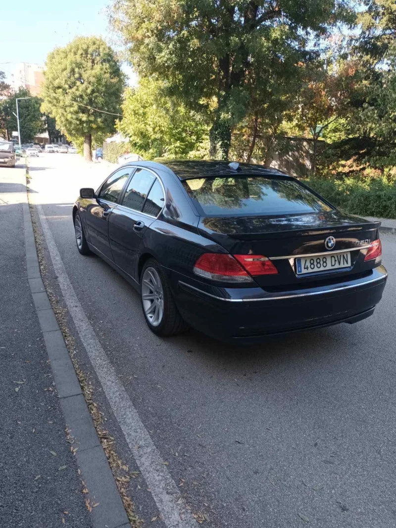 BMW 750, снимка 3 - Автомобили и джипове - 47371369