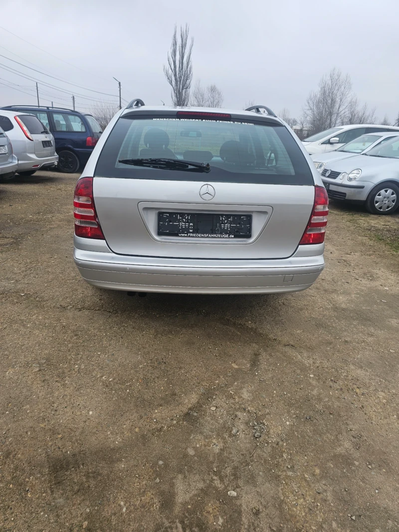 Mercedes-Benz C 180 C180, снимка 4 - Автомобили и джипове - 48928349