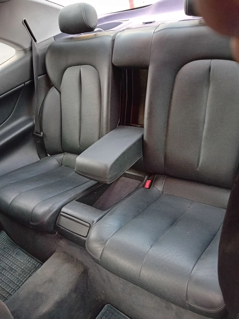 Mercedes-Benz CLK 200 2.0I газ-бензин , снимка 8 - Автомобили и джипове - 51114616