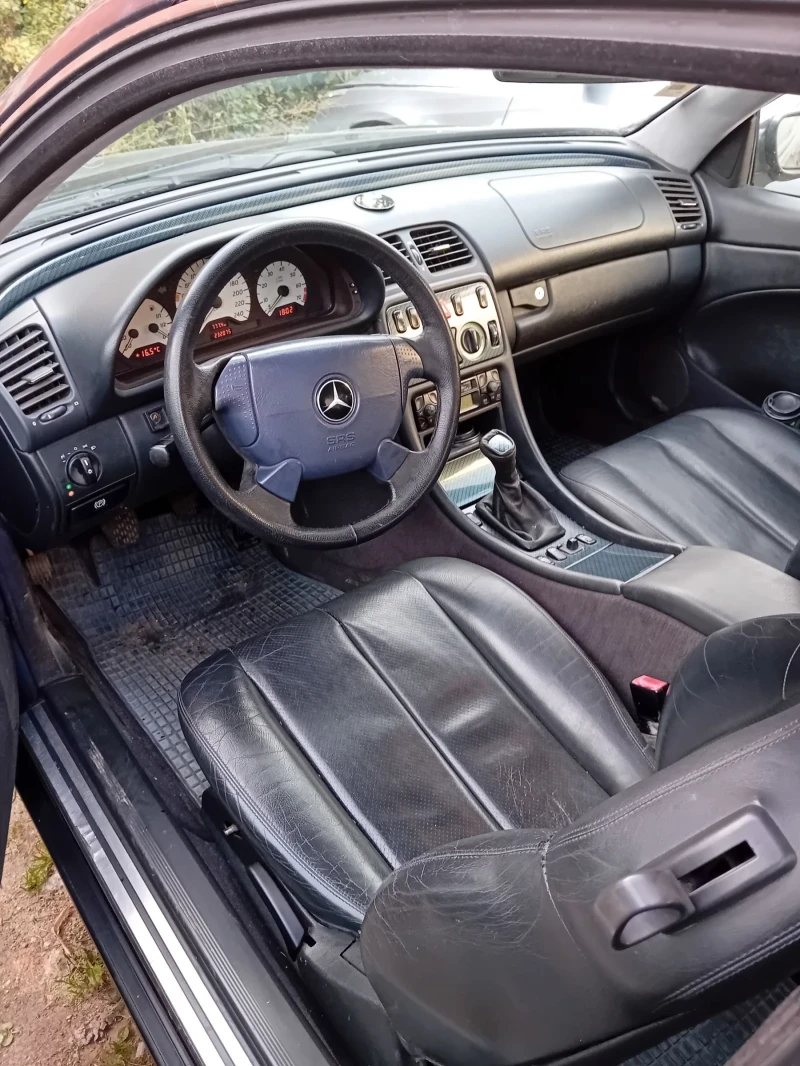 Mercedes-Benz CLK 200 2.0I газ-бензин , снимка 9 - Автомобили и джипове - 51114616