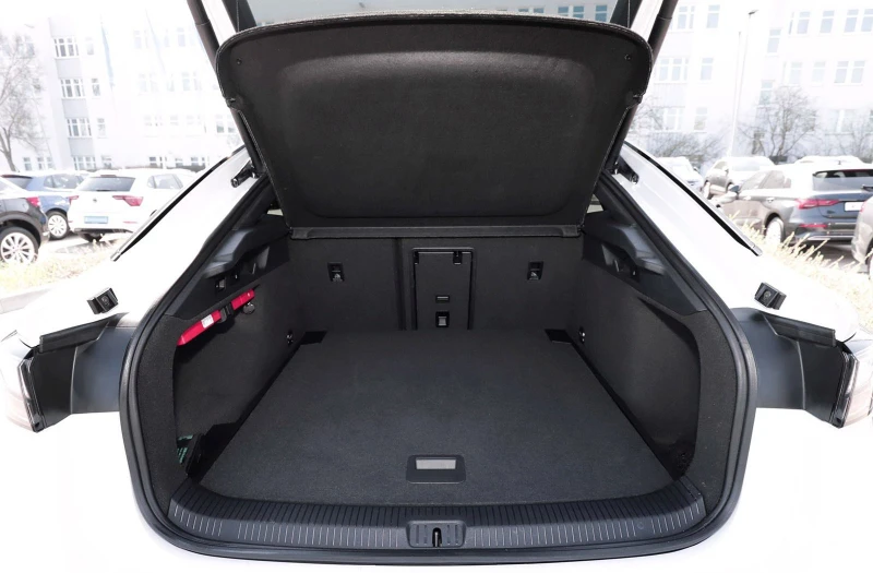 VW ID.7 PRO/286HP/MATRIX/NAVI/CAM/ACC/MASSAGE/360/488v, снимка 6 - Автомобили и джипове - 50432232