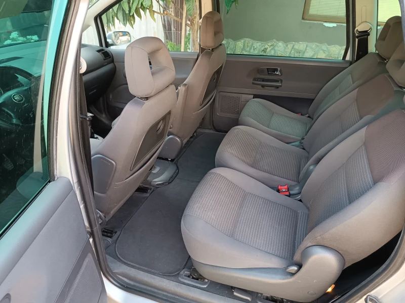 Seat Alhambra 2.0 бензин , снимка 6 - Автомобили и джипове - 51373349