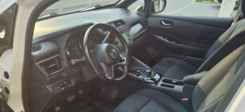 Nissan Leaf  40kw Acenta, снимка 4 - Автомобили и джипове - 52232686