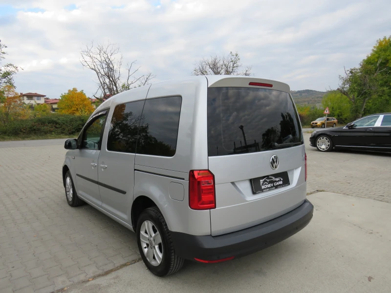 VW Caddy * 2.0TDI DISTRONIC ПЪТНИЧЕСКИ* , снимка 7 - Автомобили и джипове - 52244648