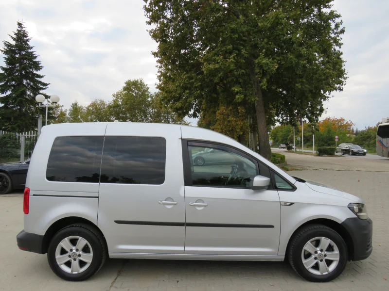 VW Caddy * 2.0TDI DISTRONIC ПЪТНИЧЕСКИ* , снимка 4 - Автомобили и джипове - 52244648