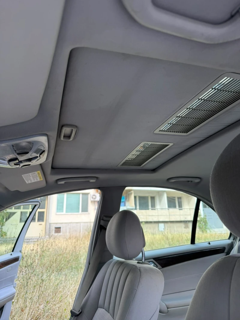 Mercedes-Benz 220, снимка 12 - Автомобили и джипове - 52713316