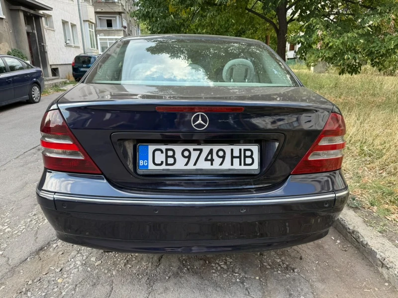 Mercedes-Benz 220, снимка 5 - Автомобили и джипове - 52713316