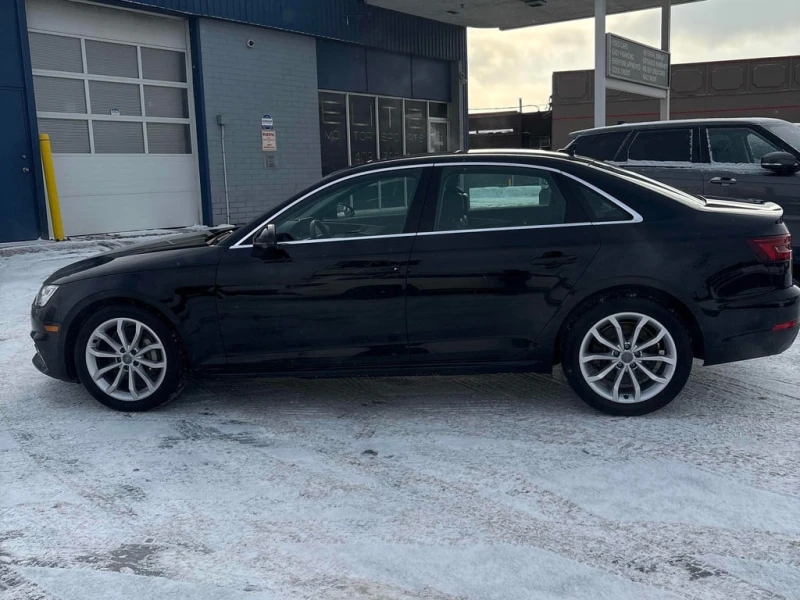 Audi A4 2018 Progressiv * CARFAX * БЕЗ ПЪРВОНАЧАЛНА ВНОСКА, снимка 3 - Автомобили и джипове - 52878797