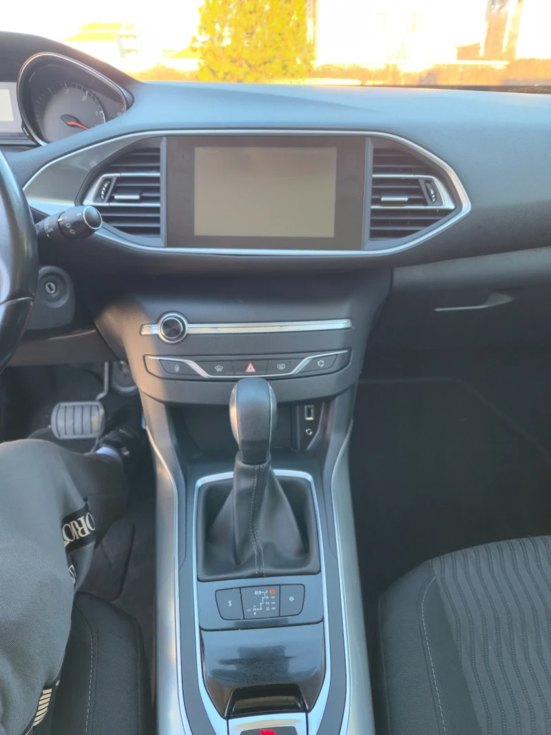 Peugeot 308, снимка 10 - Автомобили и джипове - 52946809