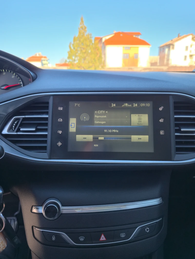 Peugeot 308, снимка 13 - Автомобили и джипове - 52946809