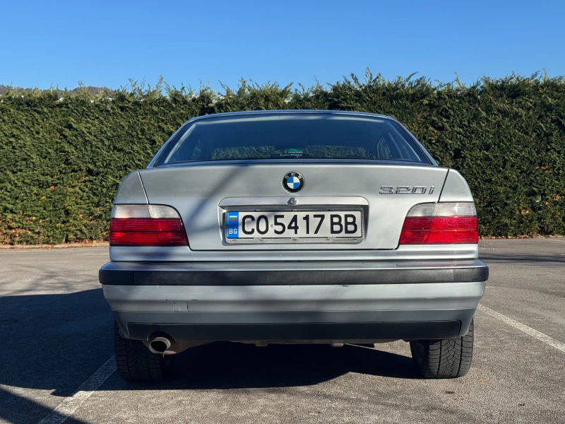 BMW 320 Купе ТОП!, снимка 5 - Автомобили и джипове - 53131478