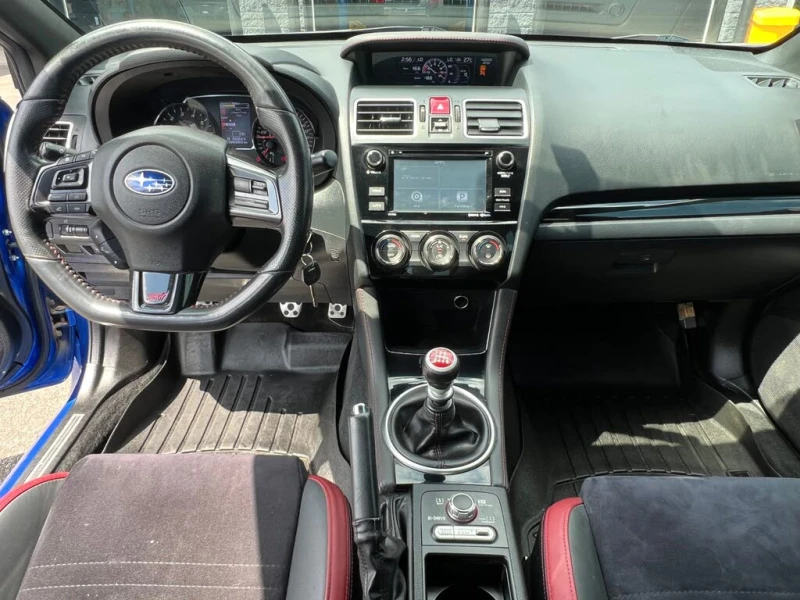 Subaru WRX STI* AWD* АвтоКредит* (ЦЕНА ДО БГ)* , снимка 8 - Автомобили и джипове - 53305175
