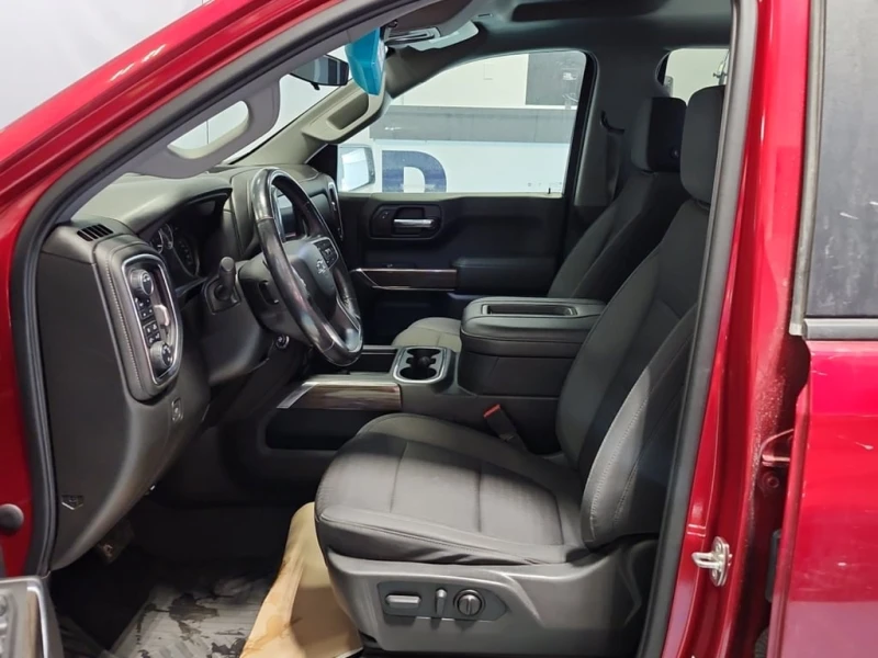 Chevrolet Silverado 5.3L * LT TRAIL BOSS CREW CAB SHORT BED * CARFAX *, снимка 7 - Автомобили и джипове - 53439697