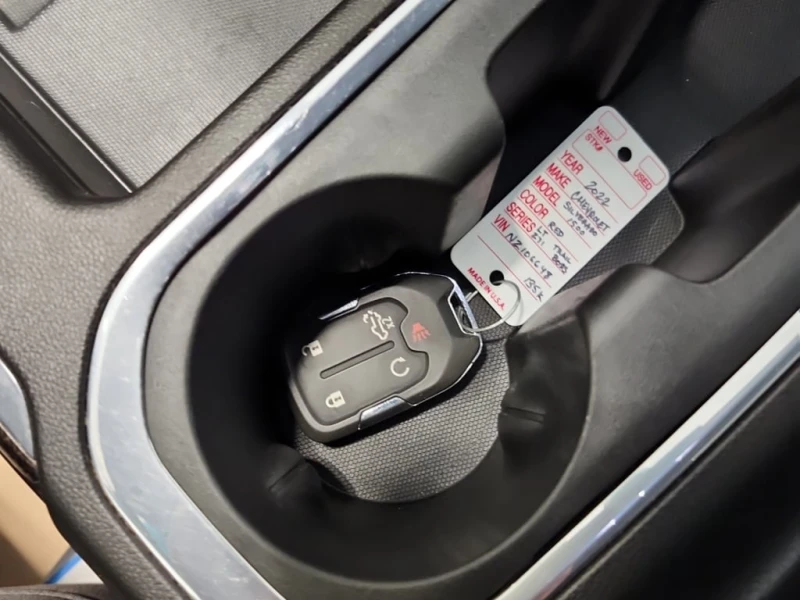 Chevrolet Silverado 5.3L * LT TRAIL BOSS CREW CAB SHORT BED * CARFAX *, снимка 10 - Автомобили и джипове - 53439697