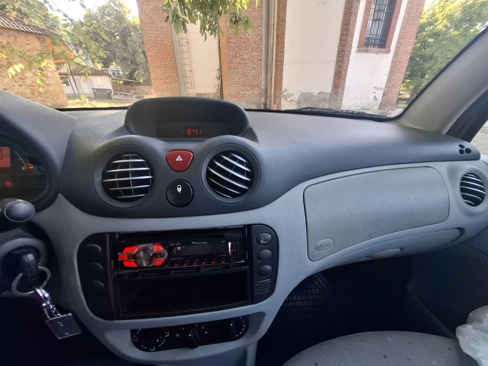 Citroen C3  - изображение 3