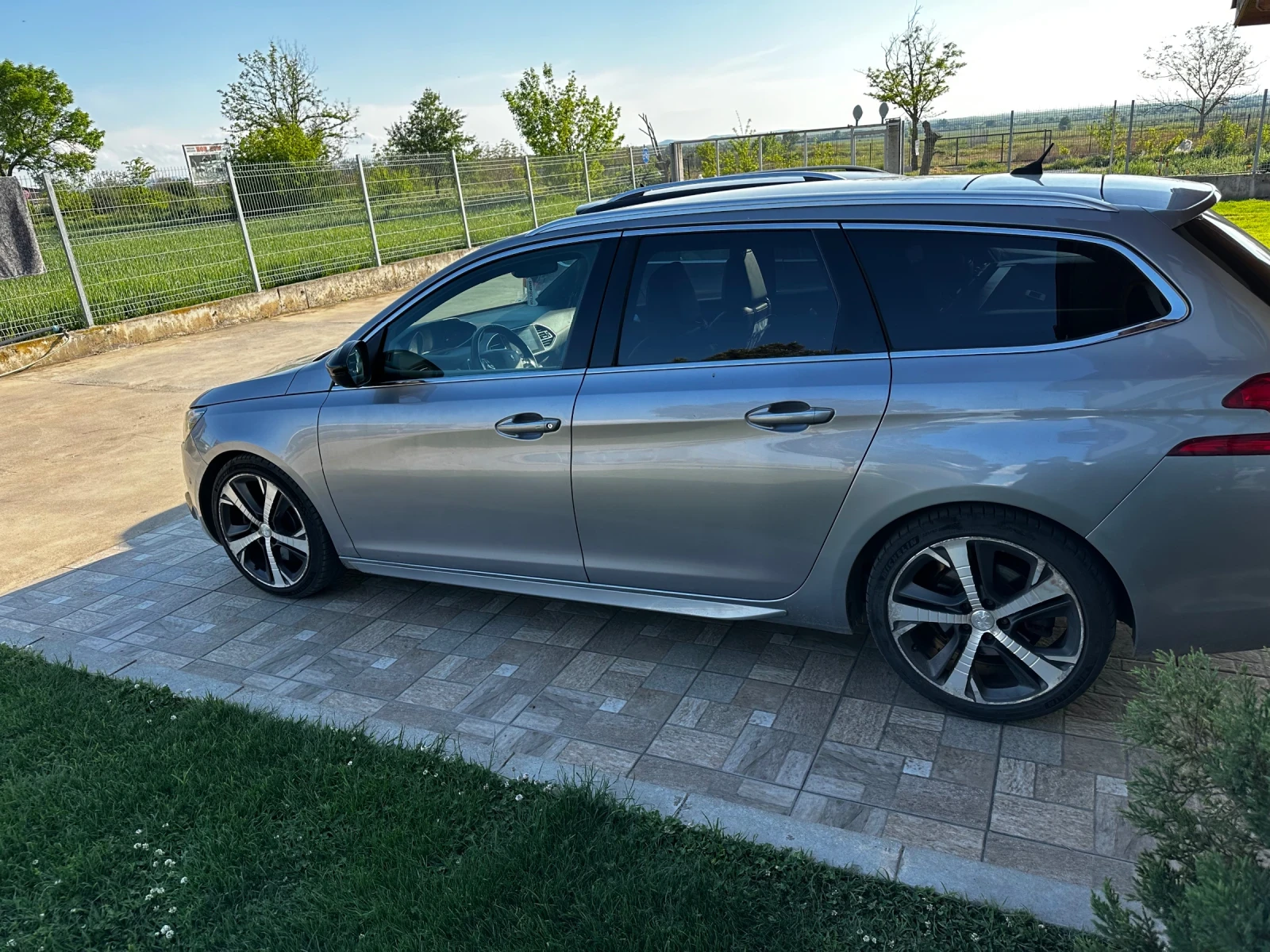 Peugeot 308 GT - изображение 3