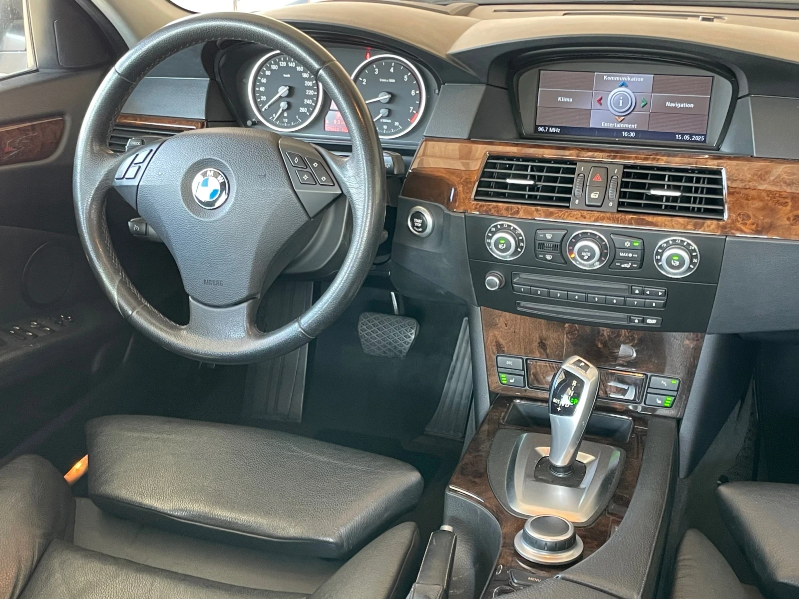 BMW 525 FACE/HEAD UP/КОЖА/NAVI/СЕРВИЗНА ИСТОРИЯ - изображение 8