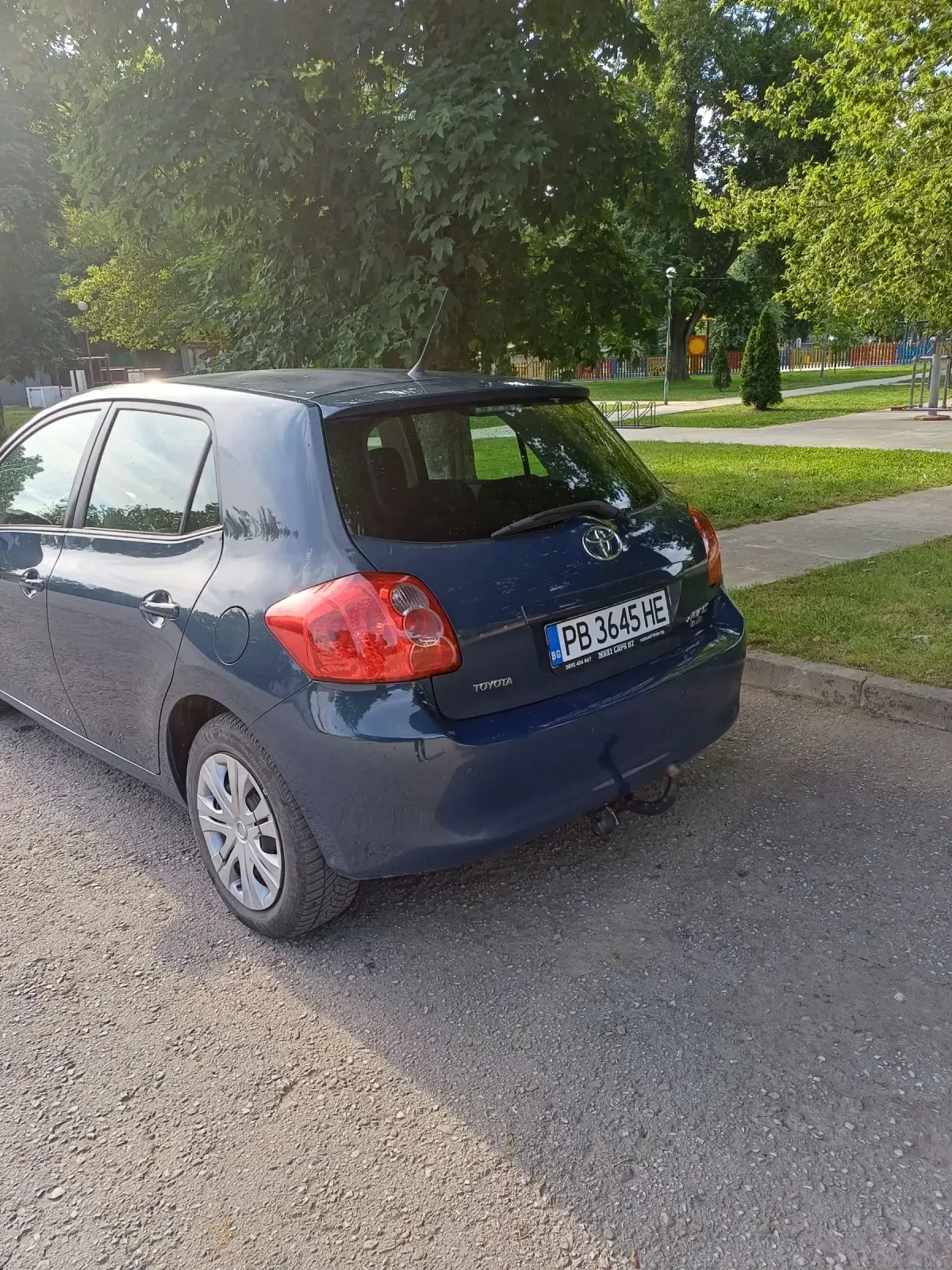 Toyota Auris 2.0 - изображение 4