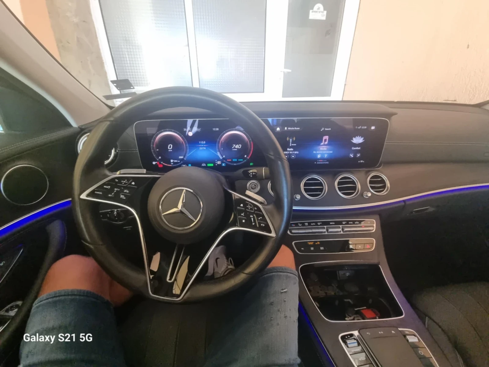 Mercedes-Benz E 200  - изображение 6