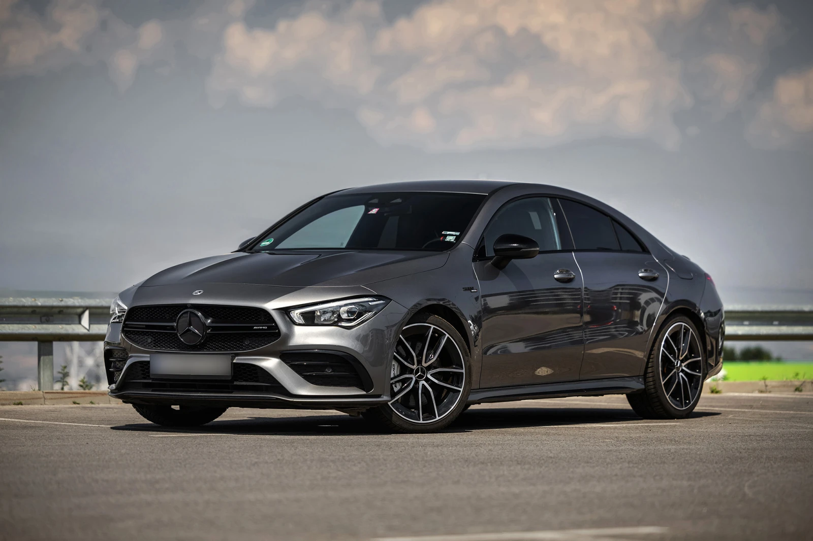 Mercedes-Benz CLA 350 AMG  - изображение 3