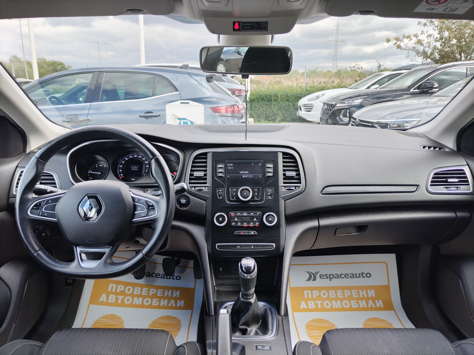 Renault Megane 1.5dCi/115к.с/Zen - изображение 8