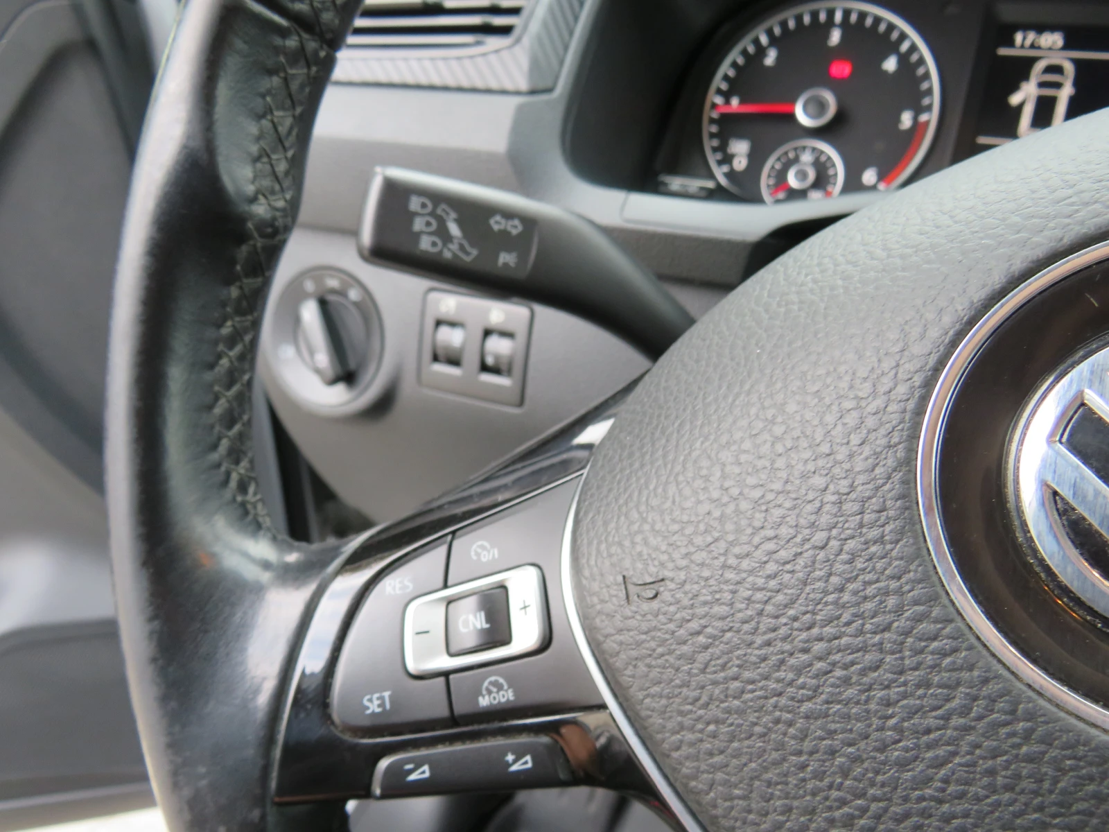 VW Caddy * 2.0TDI DISTRONIC *  | Mobile.bg   15