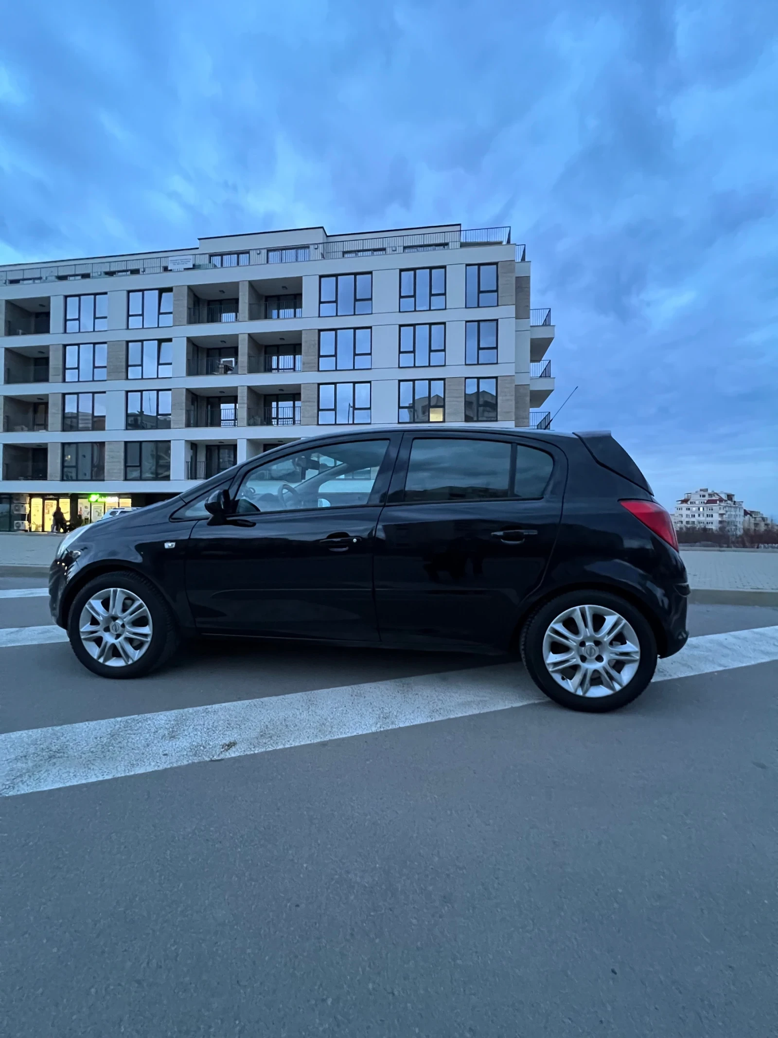 Opel Corsa Cosmo - изображение 2