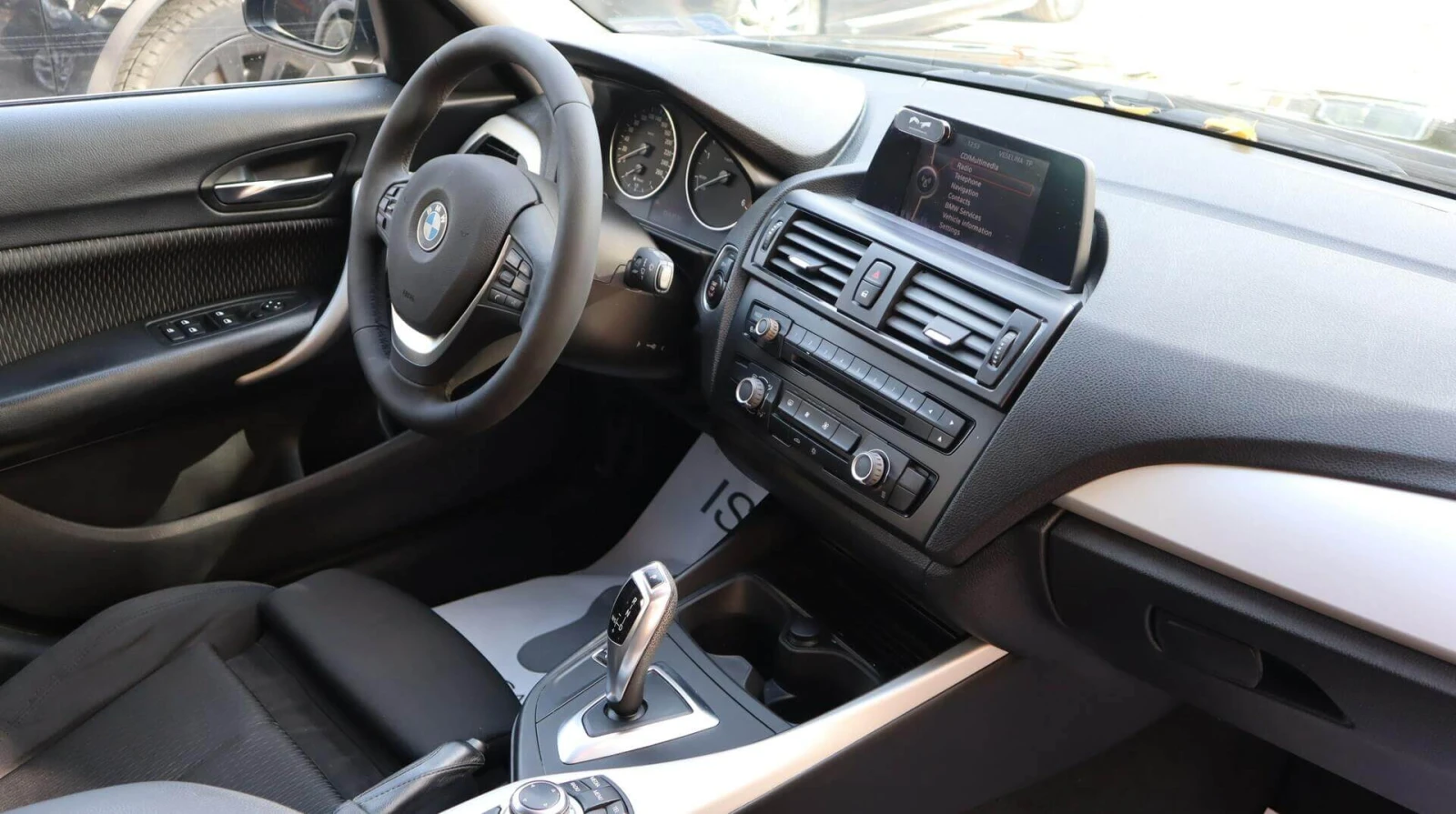 BMW 116 d/PDC/Navi/Cruise Control/Sport/Автоматик - изображение 10