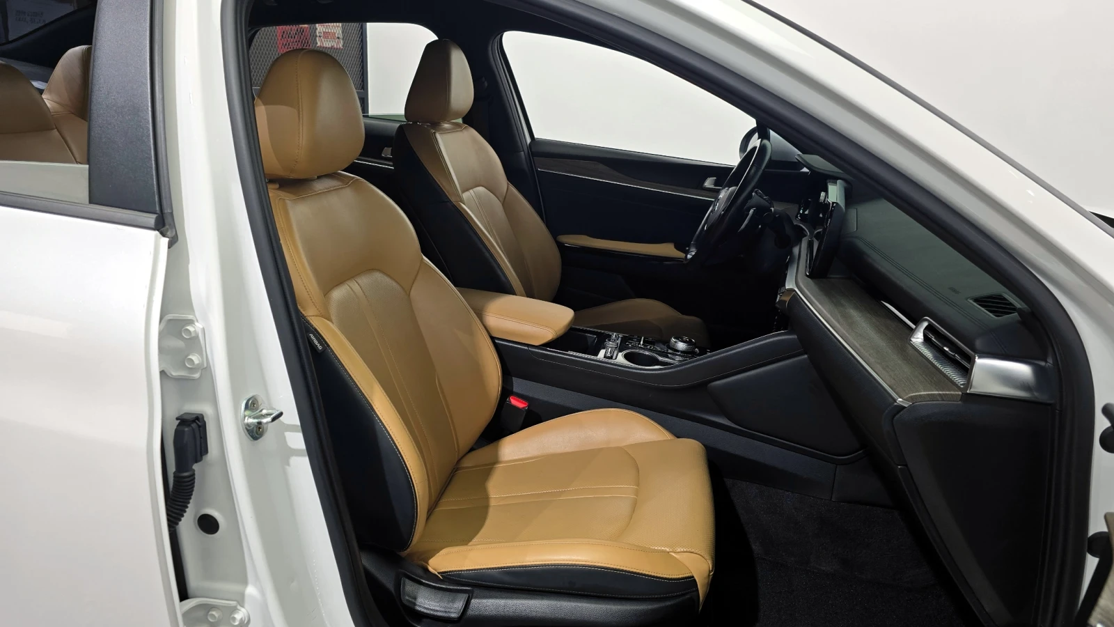 Kia K5 2.0 NOBLESSE autogeorge.com | Mobile.bg � ����������� 11