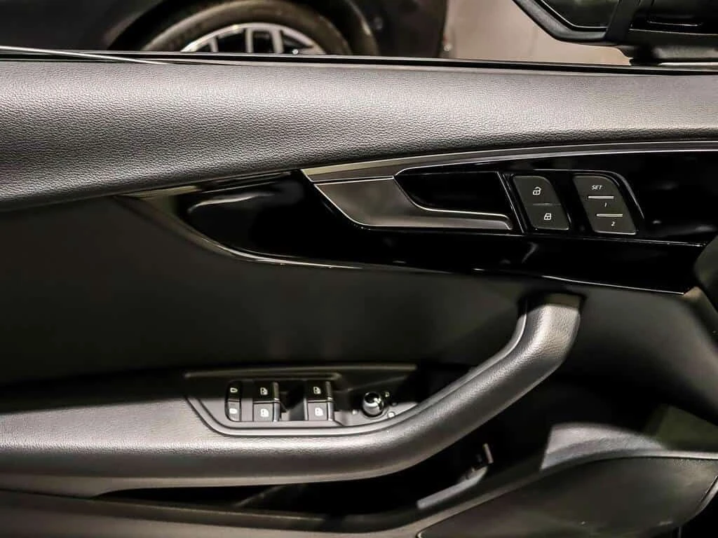 Audi A5 * Black edition&360Camera| One Year CPO Warranty * - изображение 6