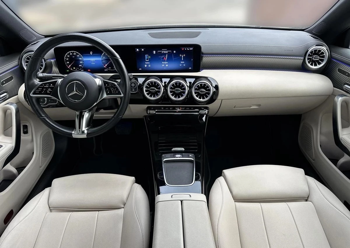 Mercedes-Benz CLA 180  - изображение 5