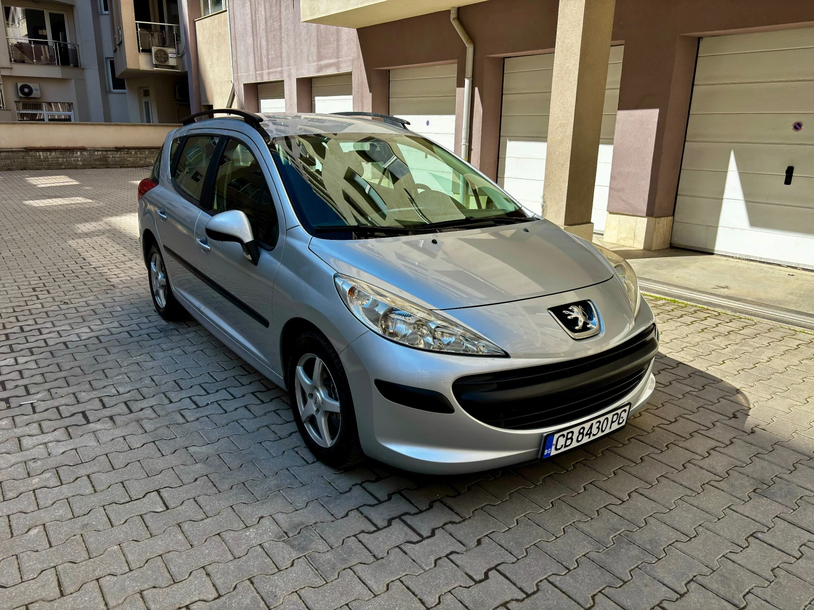 Peugeot 207 1.4 , снимка 3 - Автомобили и джипове - 53824520