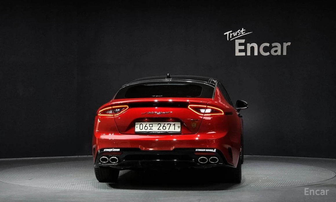 Kia Stinger GT* BREMBO* HEAD-UP* 360 CAM* ОБДУХВАНЕ* ШИБИДАХ, снимка 3 - Автомобили и джипове - 53905607