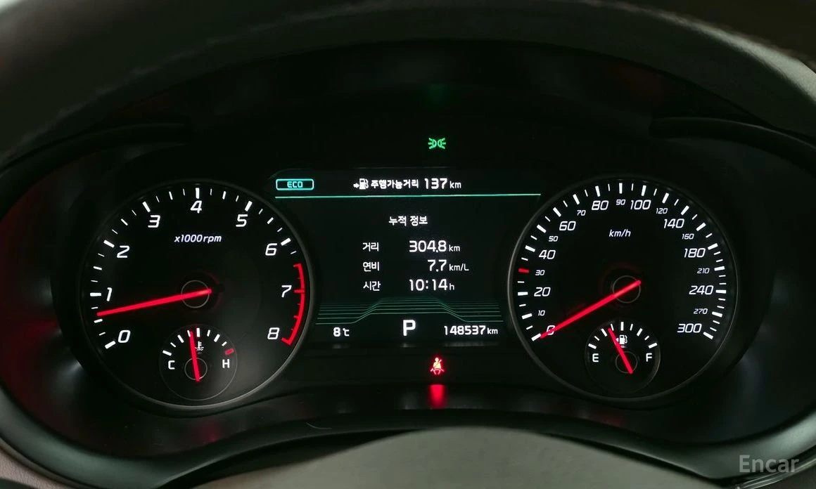 Kia Stinger GT* BREMBO* HEAD-UP* 360 CAM* ОБДУХВАНЕ* ШИБИДАХ, снимка 12 - Автомобили и джипове - 53905607