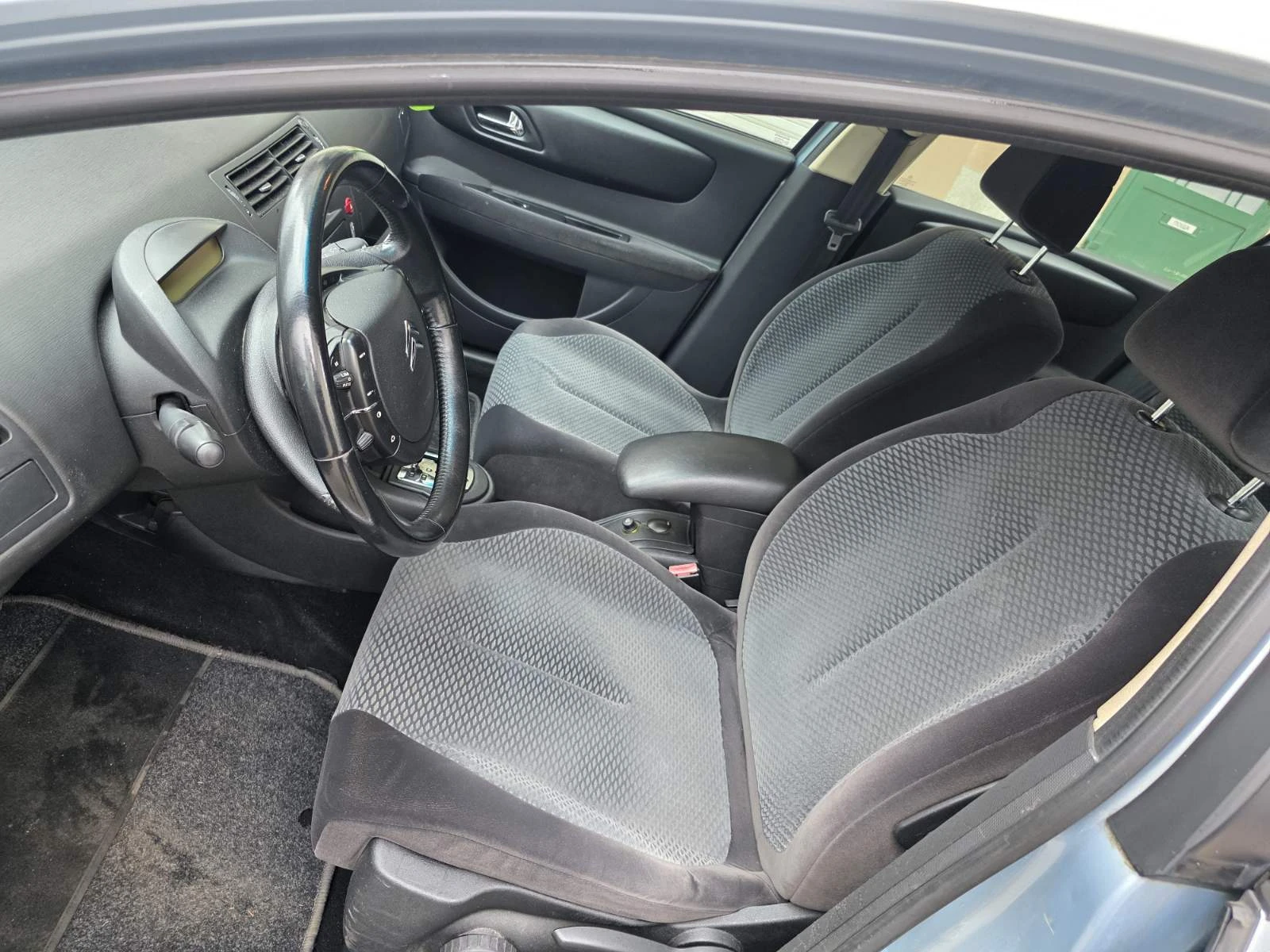 Citroen C4, снимка 7 - Автомобили и джипове - 53950122