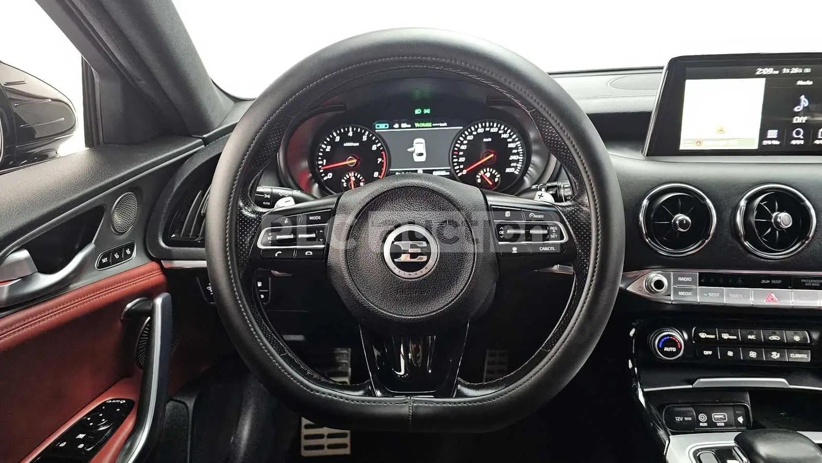 Kia Stinger GT/3.3/360/�����/������� | Mobile.bg � ����������� 13