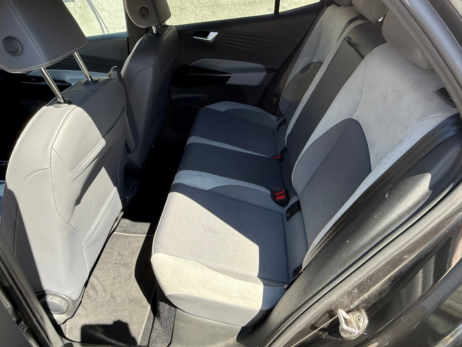 VW ID.3 62kw 1st PLUS Pro Performance !! РЕАЛНИ КИЛОМЕТРИ, снимка 8 - Автомобили и джипове - 54137339