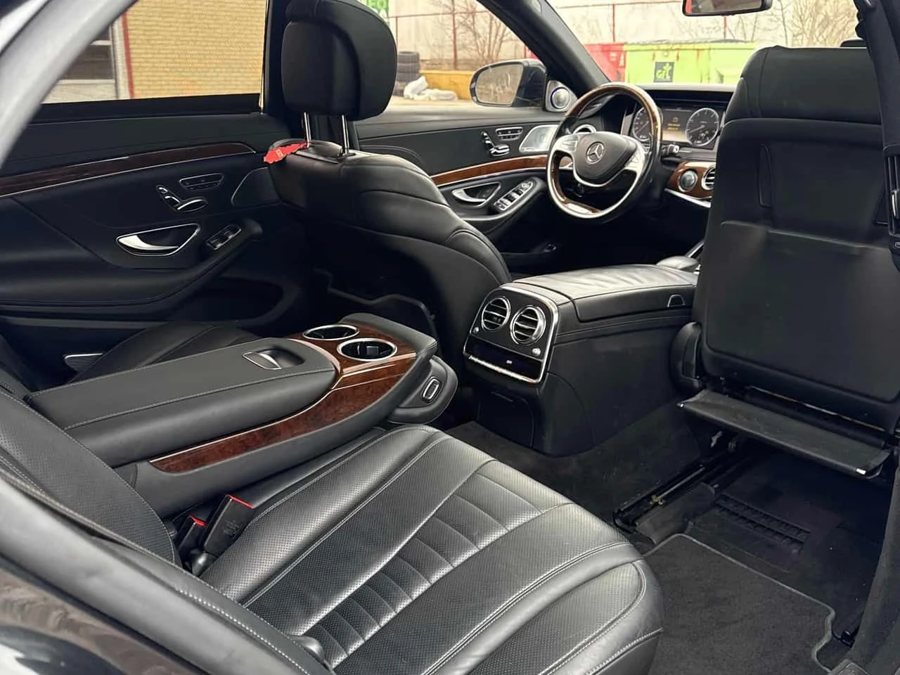 Mercedes-Benz S 550 4MATIC * NIGHT VISION* МАСАЖИ* ДИСТРОНИК* 360 КАМЕ, снимка 11 - Автомобили и джипове - 54191732