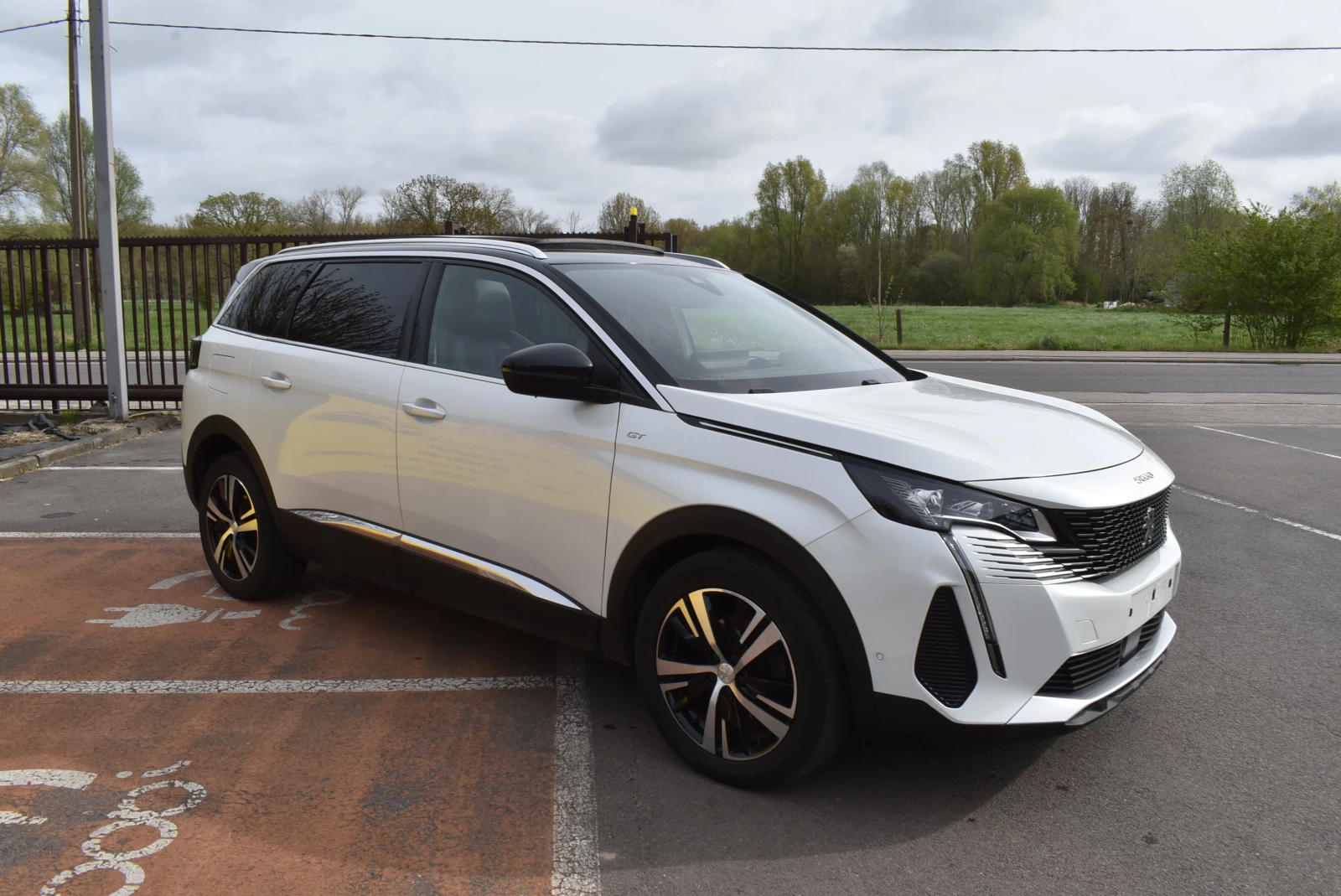 Peugeot 5008 1.5 HDI GT-LINE- PANORAMA