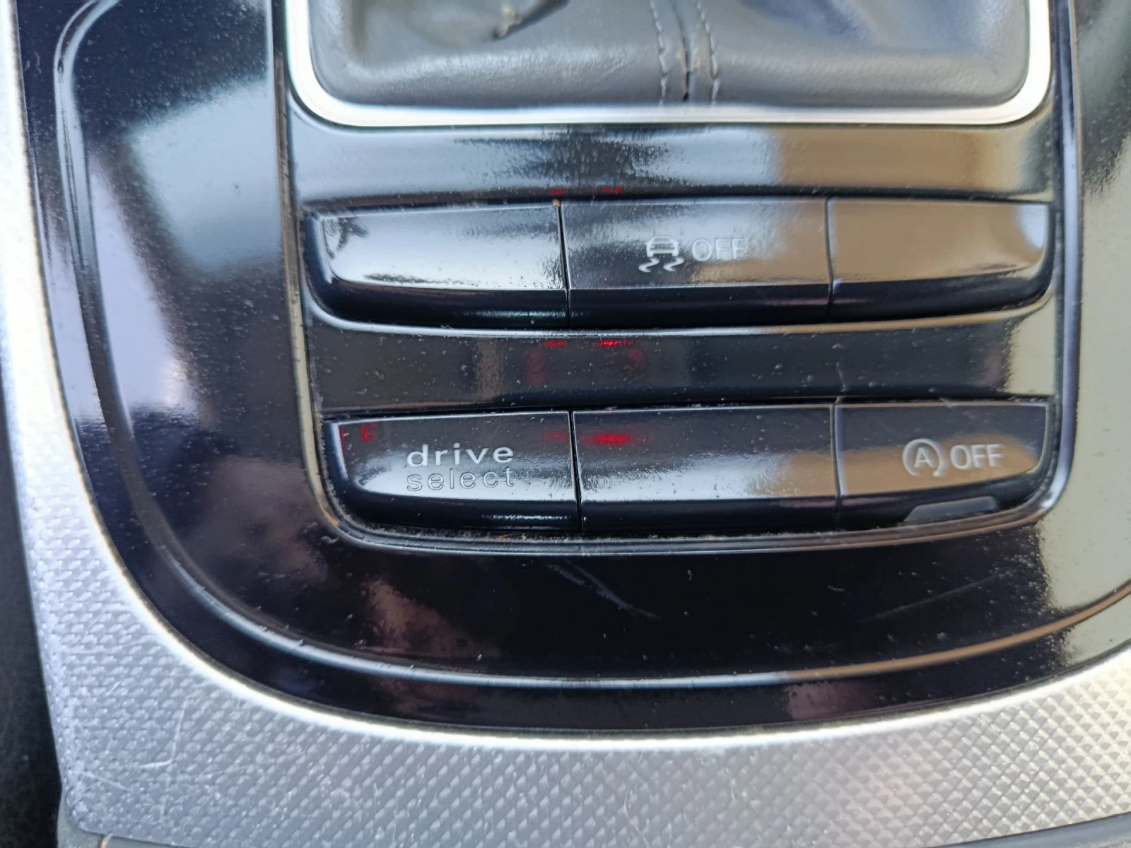 Audi A4 2.0 TDI 4x4 Кожа 177кс, снимка 9 - Автомобили и джипове - 54279344