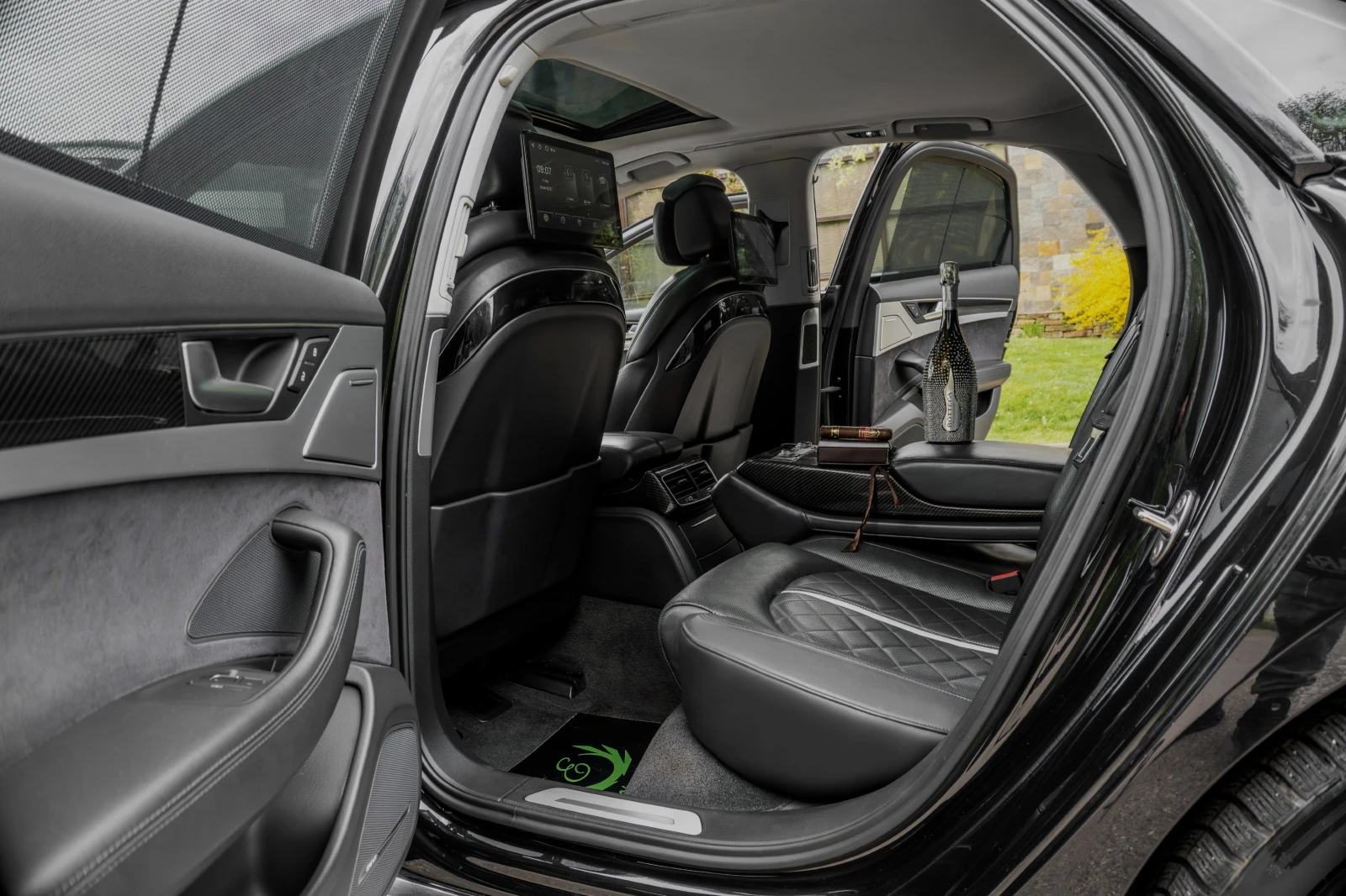 Audi A8 3.0TDI* ABT* BUSINESS CLASS* 3XTV* CARBON* SHADOW , снимка 10 - Автомобили и джипове - 54316714