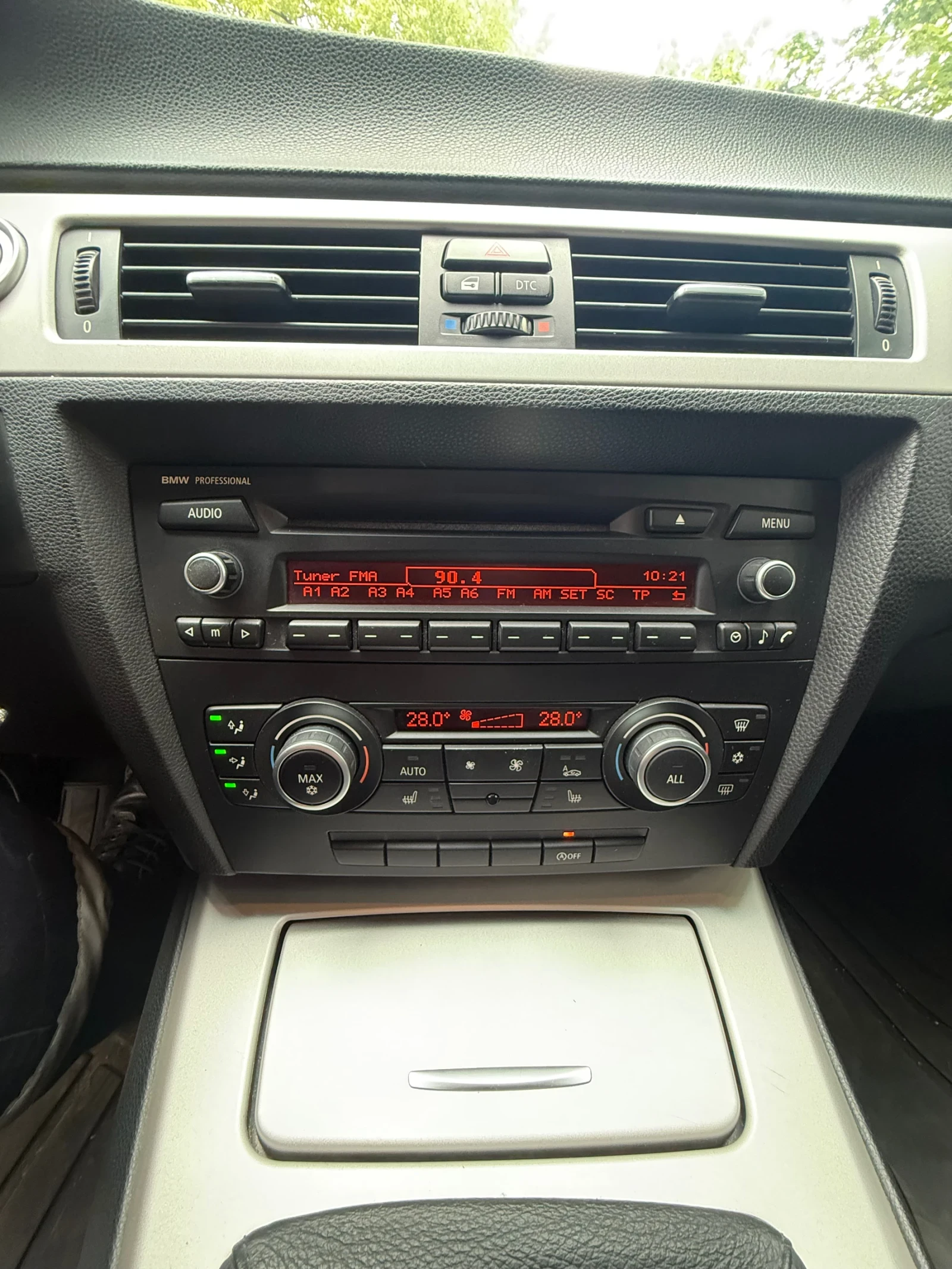 BMW 316 BMW E90 FACELIFT , снимка 10 - Автомобили и джипове - 54395652